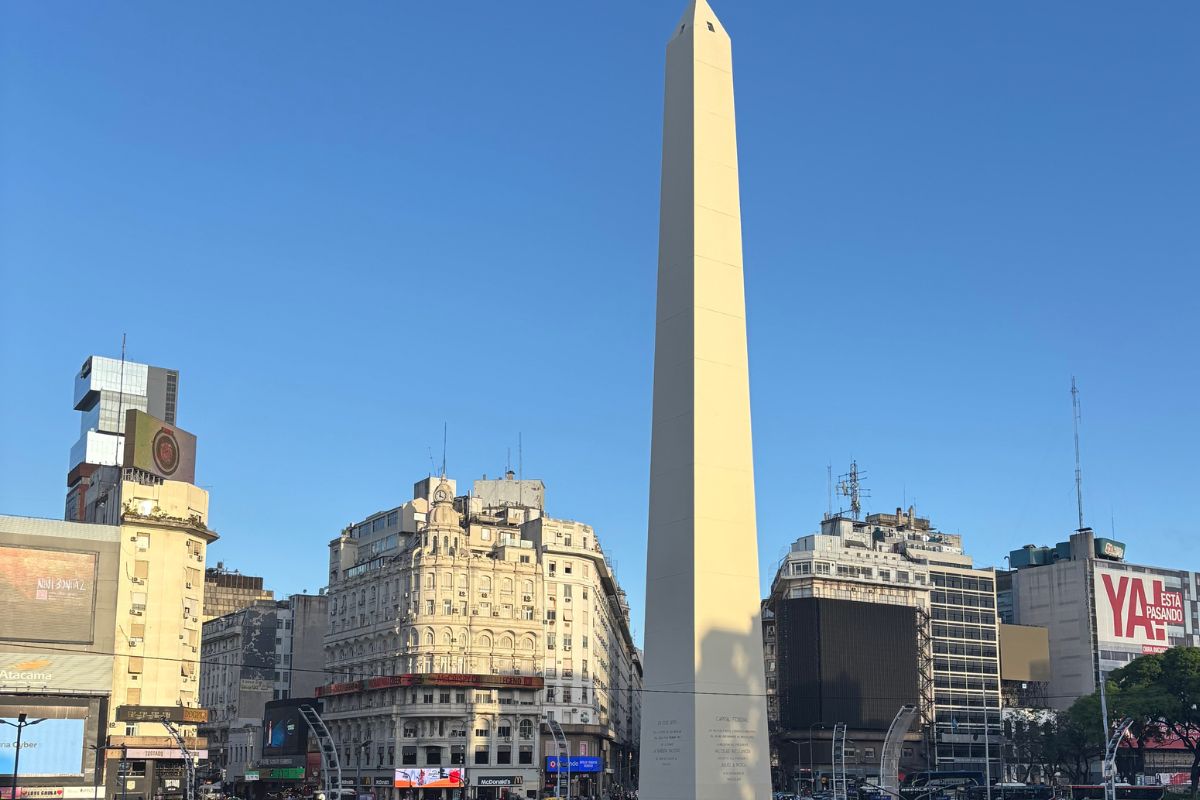 The Obelisk rises above Avenida 9 de Julio in downtown Buenos Aires on a clear afternoon.