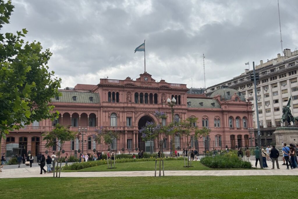 Casa Rosada overlooking Plaza de Mayo in Buenos Aires, Argentina