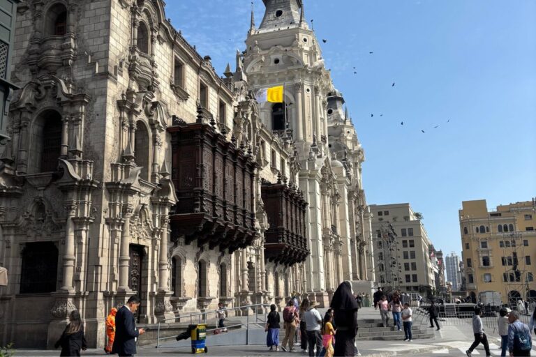 Exploring Lima’s Historic Center: A Self-Guided Walking Route